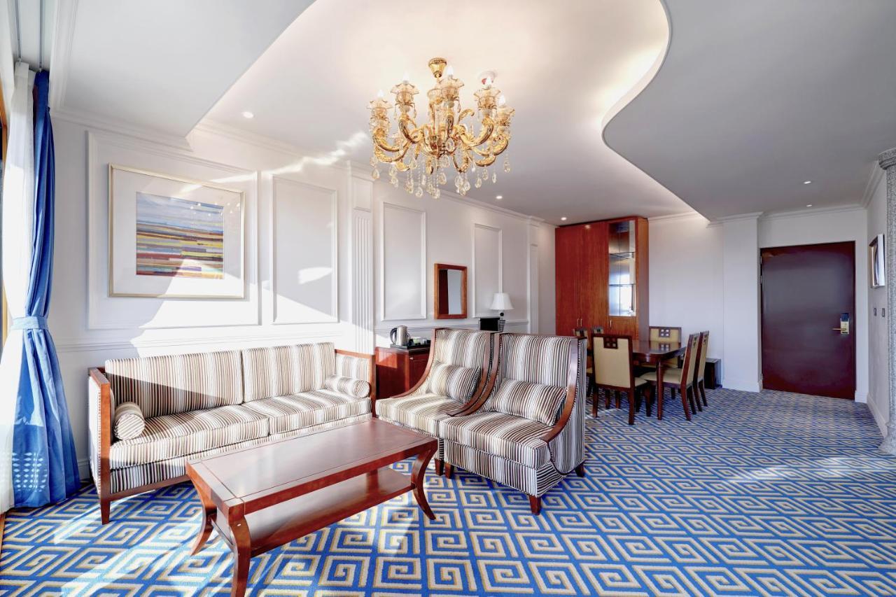 Hotel Goldone & 4*