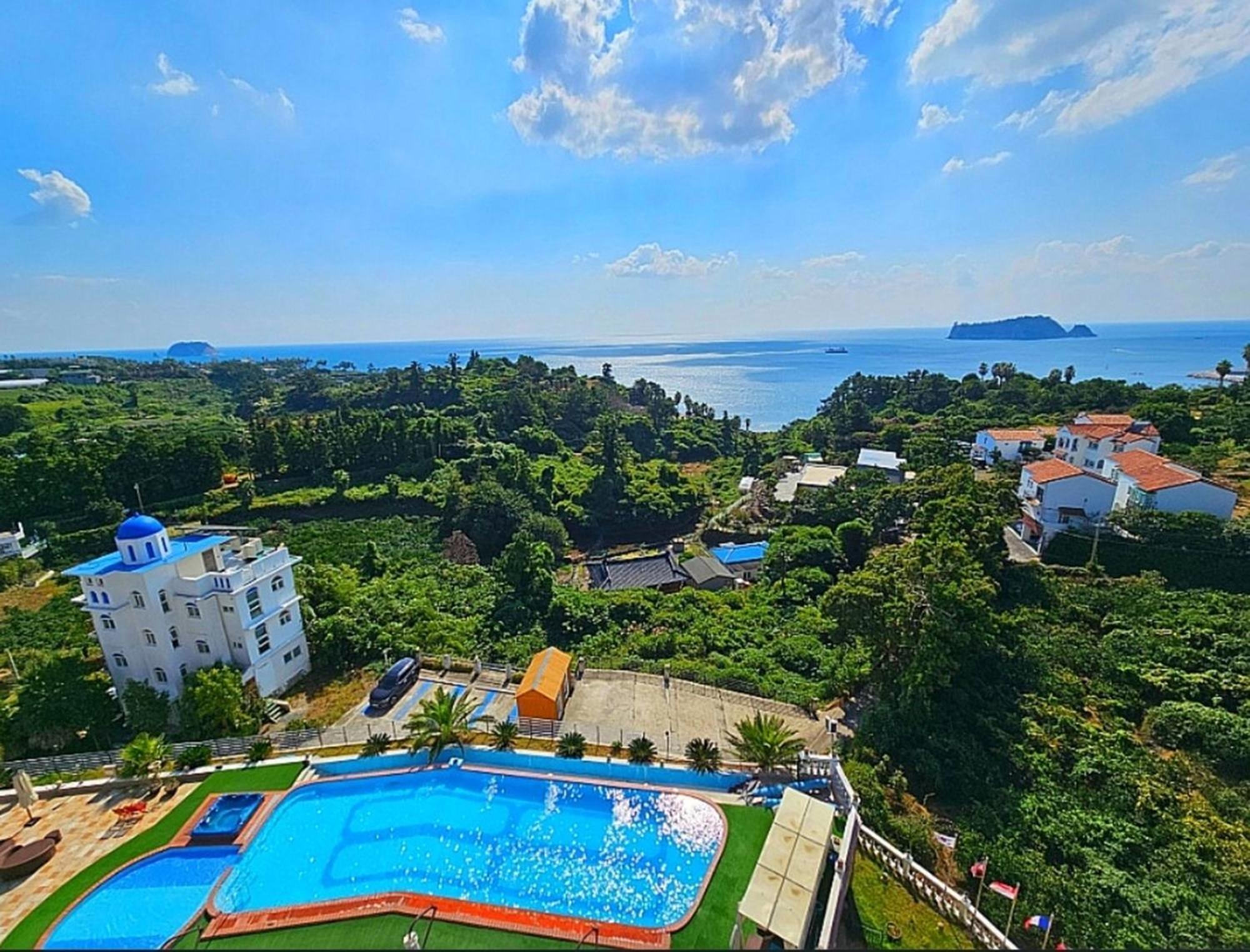 Goldone & Hotel Seogwipo