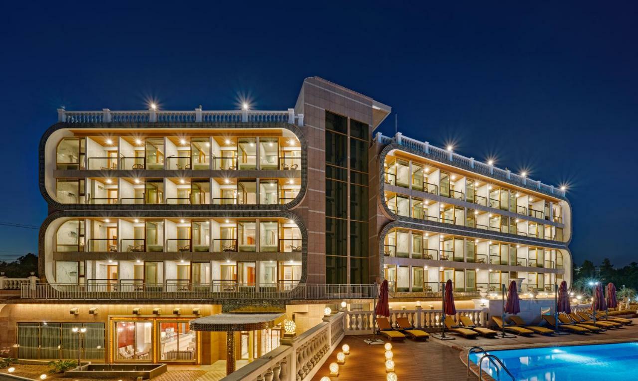 Hotel Goldone & 4*